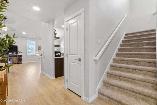 2450 W Victor Loop, Coeur D'alene, ID 83815