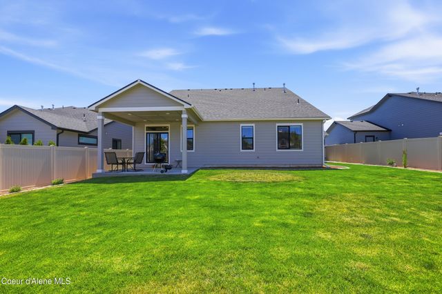 2450 W Victor Loop, Coeur D'alene, ID 83815