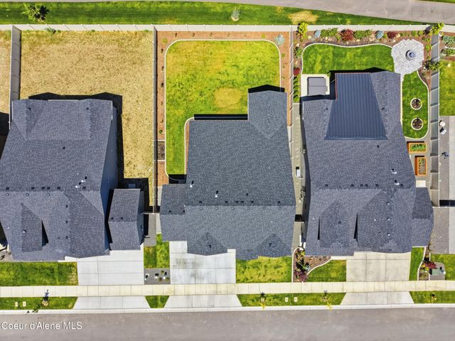 2450 W Victor Loop, Coeur D'alene, ID 83815