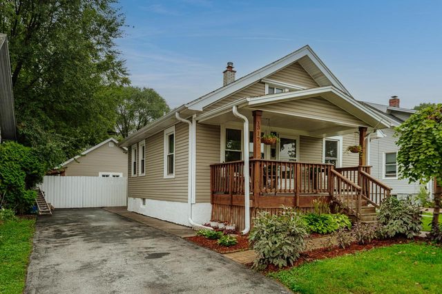 317 Wilson AVENUE, Waukesha, WI 53186