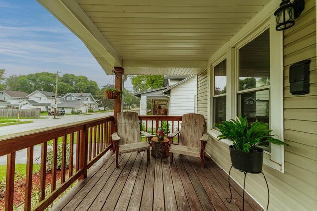 317 Wilson AVENUE, Waukesha, WI 53186
