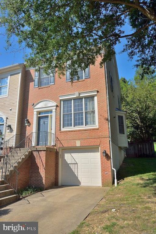 3726 HUNTLEY MEADOWS LN, Alexandria, VA 22306
