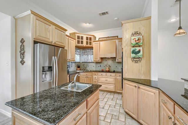 10142 W FM 1753, Savoy, TX 75479
