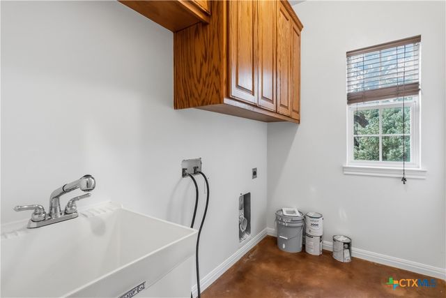 205 Homestead Road, Kyle, TX 78640