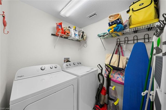 4455 Botanical Place CIR 305, Naples, FL 34112