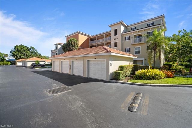 4455 Botanical Place CIR 305, Naples, FL 34112