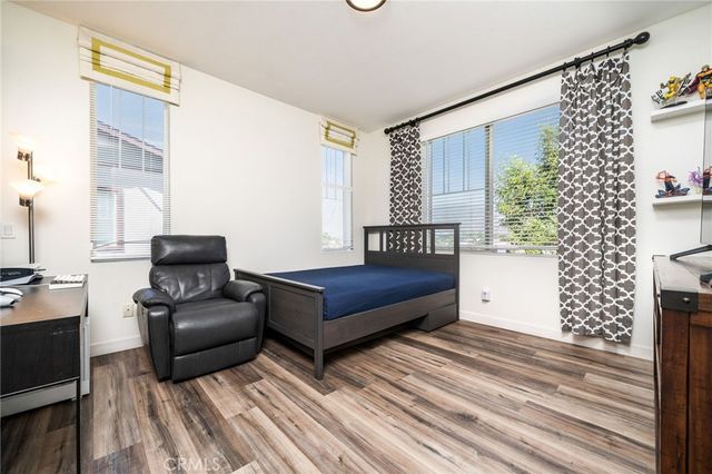 709 S Azusa Avenue B, Azusa, CA 91702