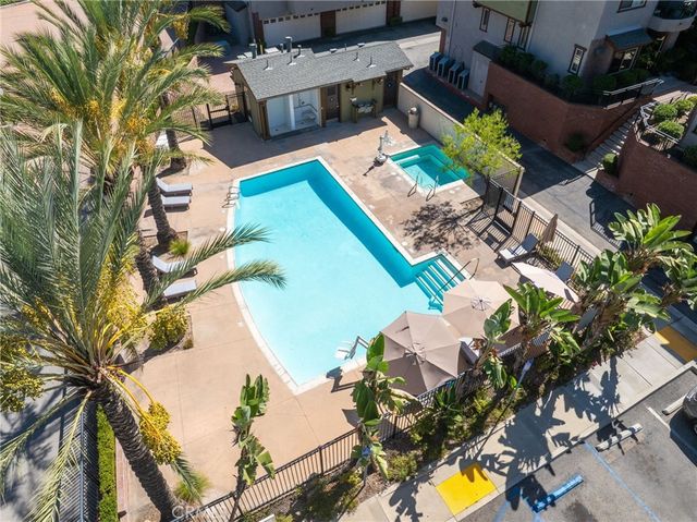 709 S Azusa Avenue B, Azusa, CA 91702