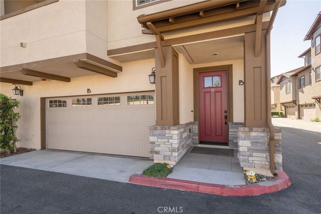 709 S Azusa Avenue B, Azusa, CA 91702