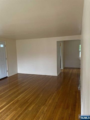 2 Mount Vernon Court, Maywood, NJ 07607