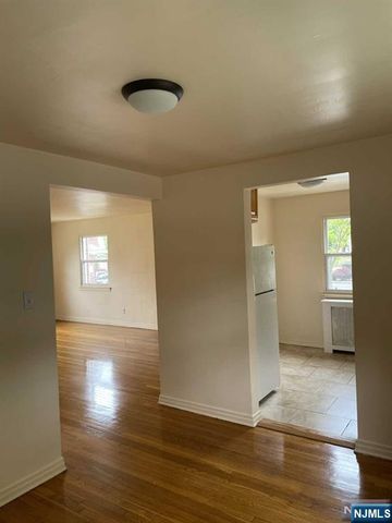 2 Mount Vernon Court, Maywood, NJ 07607