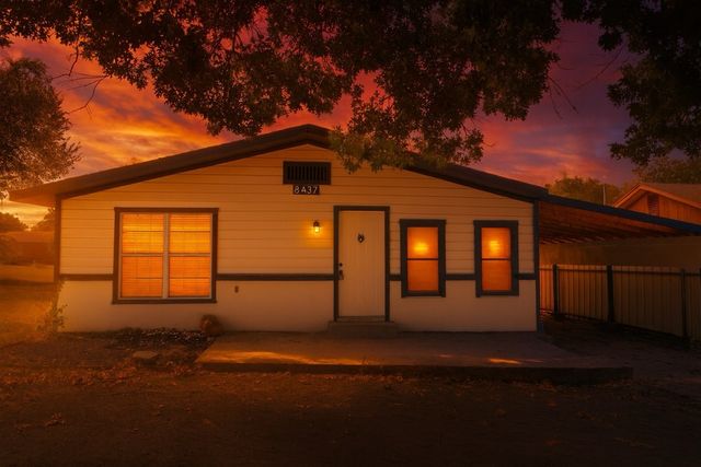 8437 Redonda Street, White Settlement, TX 76108