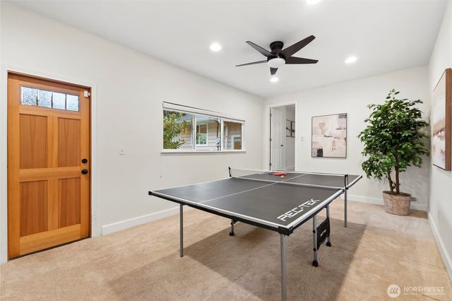 23330 E Echo Lake Road, Snohomish, WA 98296
