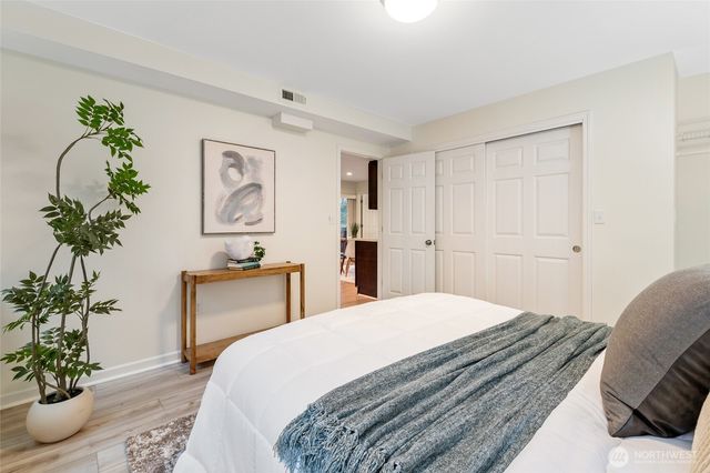 23330 E Echo Lake Road, Snohomish, WA 98296