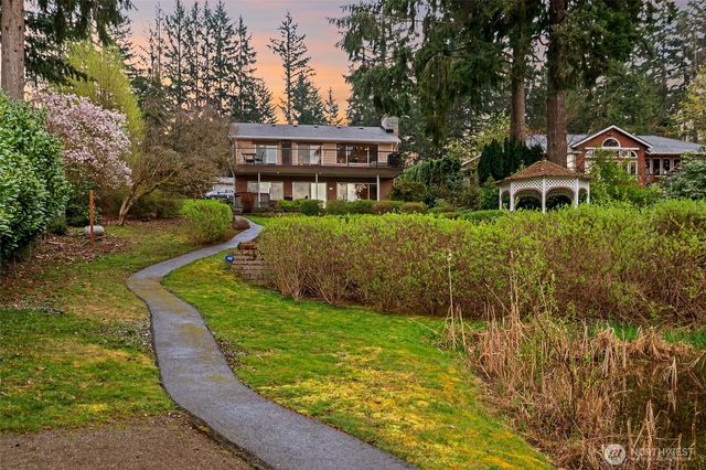 23330 E Echo Lake Road, Snohomish, WA 98296