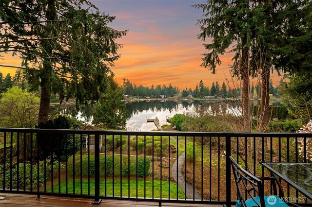 23330 E Echo Lake Road, Snohomish, WA 98296