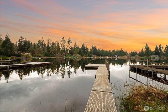 23330 E Echo Lake Road, Snohomish, WA 98296