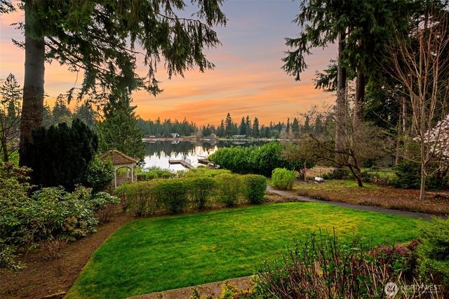 23330 E Echo Lake Road, Snohomish, WA 98296