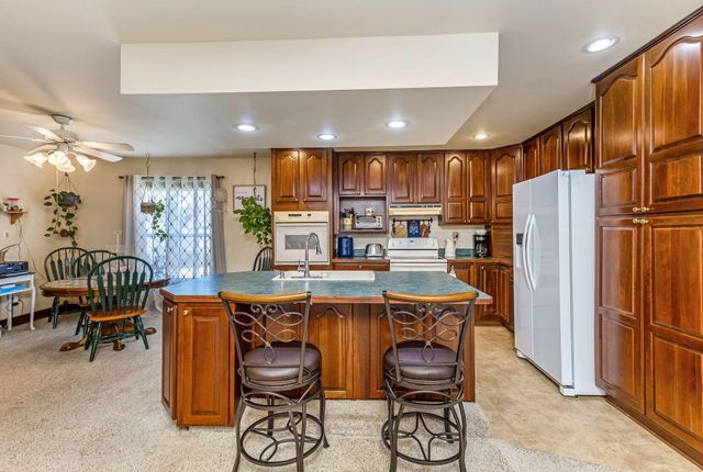 2595 Canal Drive, Millersport, OH 43046