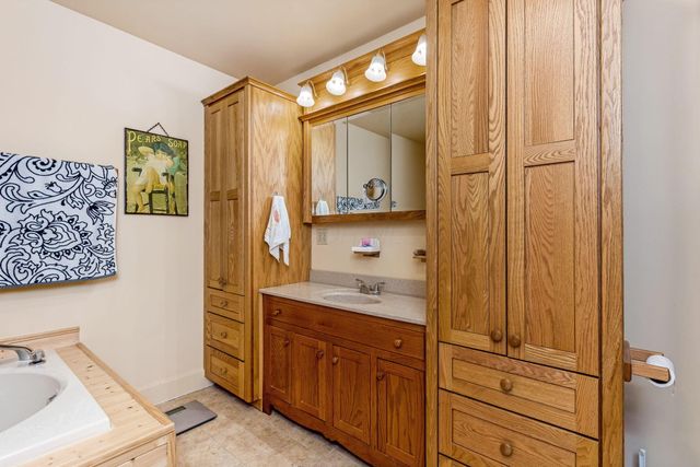 2595 Canal Drive, Millersport, OH 43046