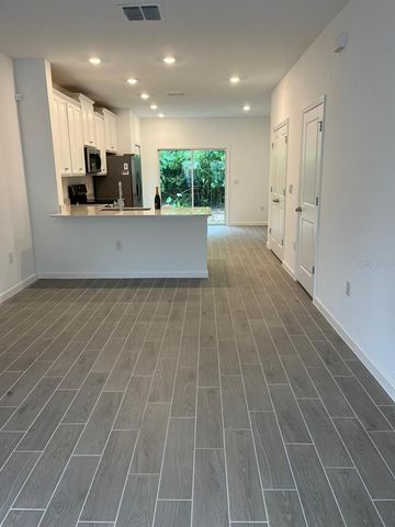 3409 SW 34TH AVE CIRCLE 3, Ocala, FL 34474