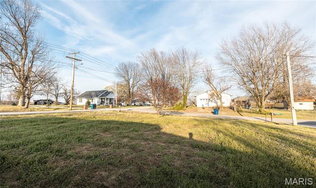 512 Hwy 63, Vienna, MO 65582