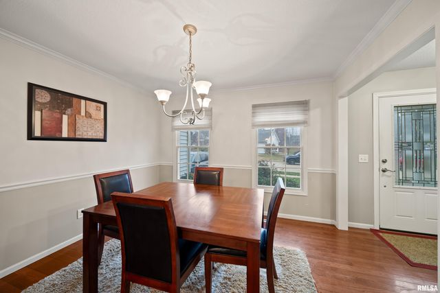 2012 STREAMSIDE Drive, Bettendorf, IA 52722