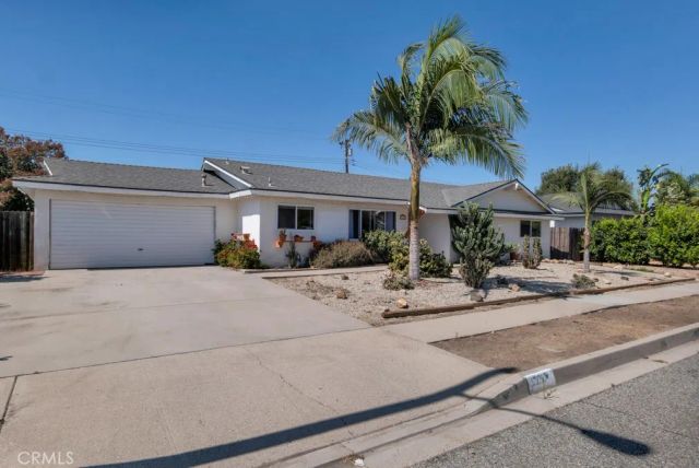 3013 Michael Drive, Newbury Park, CA 91320