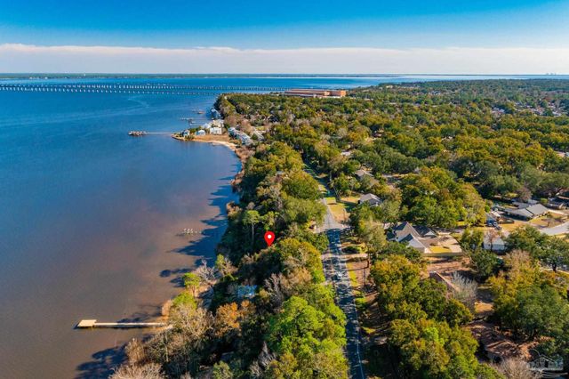 8700 Scenic Hwy, Pensacola, FL 32514