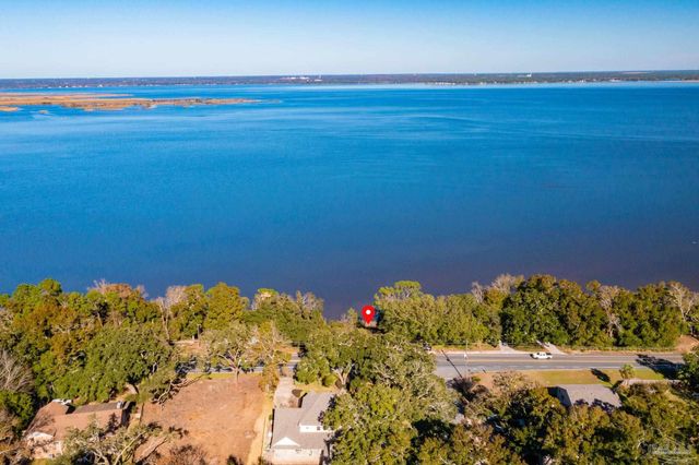 8700 Scenic Hwy, Pensacola, FL 32514