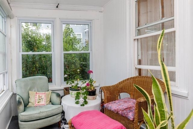 27 Elm Street, Leominster, MA 01453