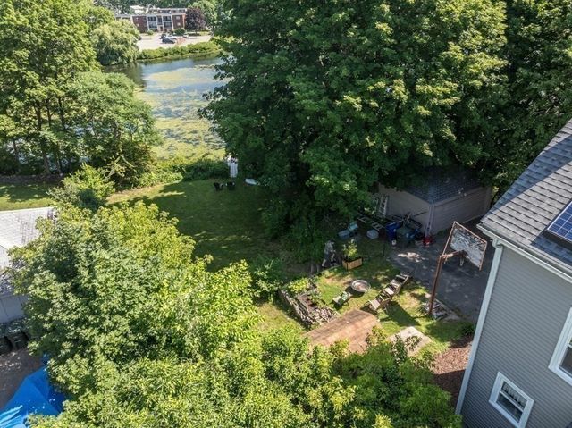 27 Elm Street, Leominster, MA 01453