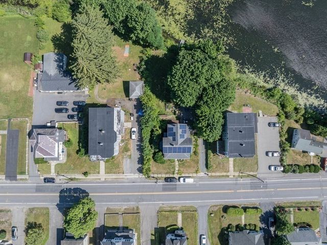 27 Elm Street, Leominster, MA 01453