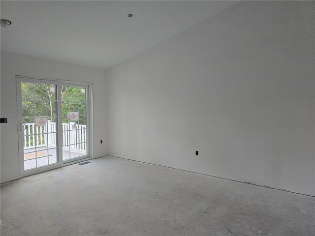 61 Church Street, Westerly, RI 02808