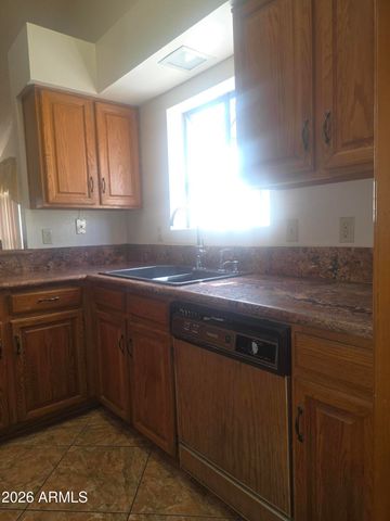 3925 E TONTO Street, Phoenix, AZ 85044