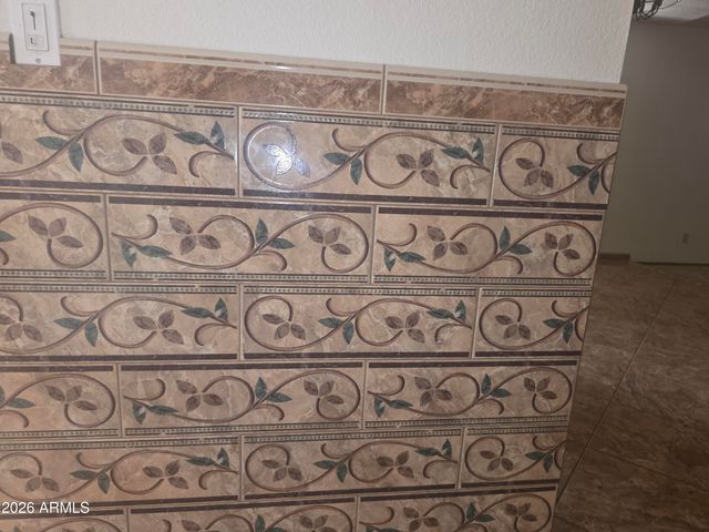 3925 E TONTO Street, Phoenix, AZ 85044