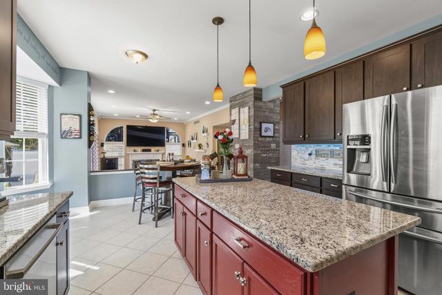 12 WATER VIEW, Sicklerville, NJ 08081