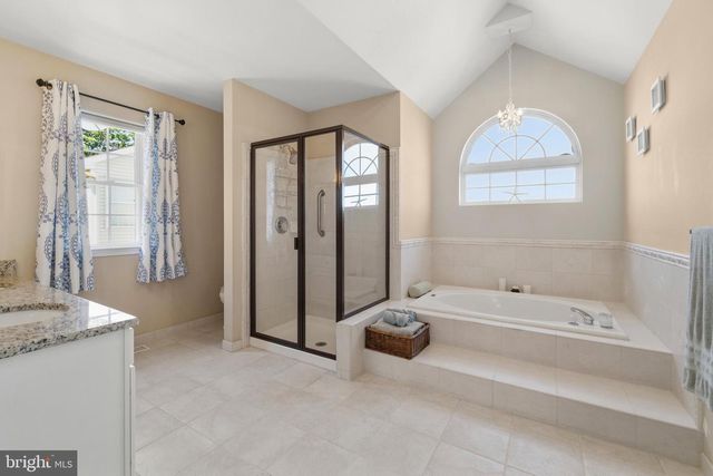 12 WATER VIEW, Sicklerville, NJ 08081