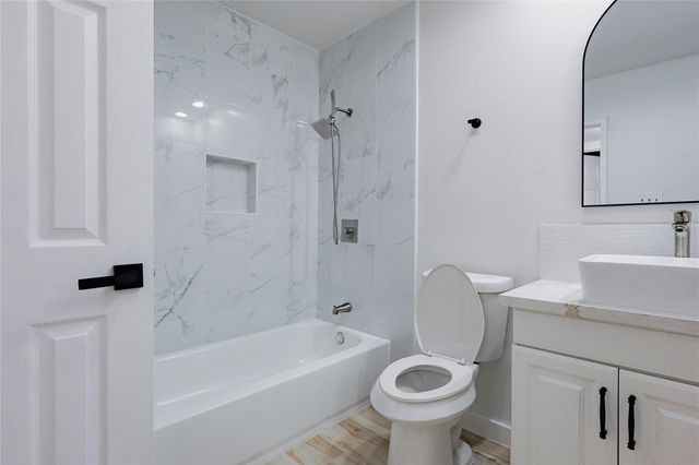 7310 Corta Calle Drive, Houston, TX 77083