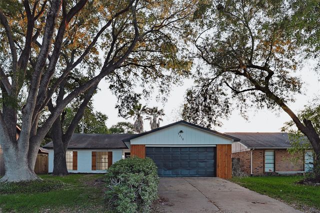 7310 Corta Calle Drive, Houston, TX 77083