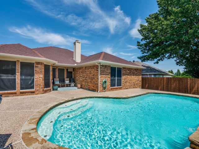 1716 Prescott Drive, Mansfield, TX 76063