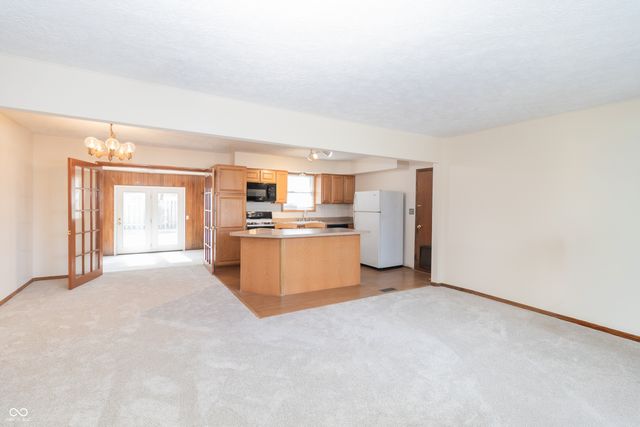 7155 E County Road 150 S, Avon, IN 46123