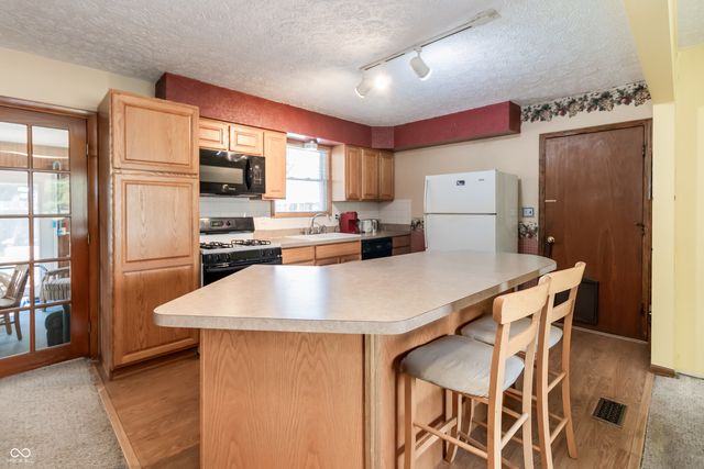 7155 E County Road 150 S, Avon, IN 46123