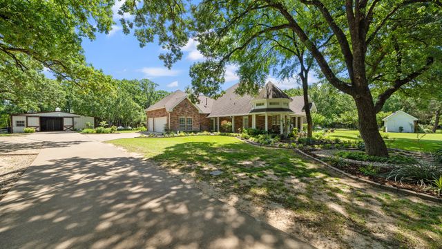 253 Valtie Davis Road, Combine, TX 75159