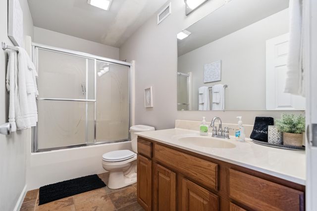 126 E Villena Drive, Hot Springs Village, AR 71909