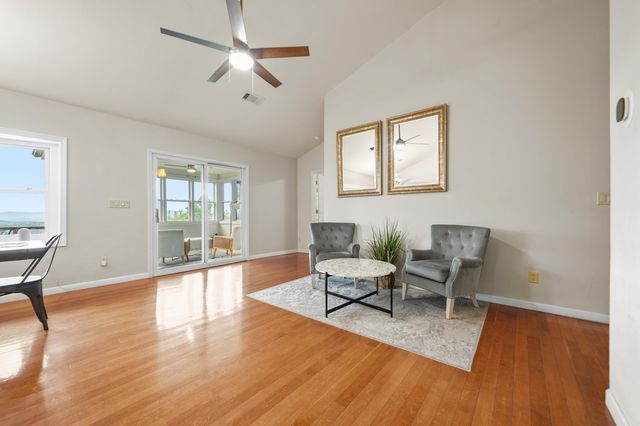 126 E Villena Drive, Hot Springs Village, AR 71909