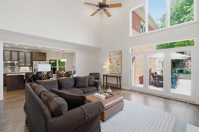 311 Whitworth Way, Nashville, TN 37205