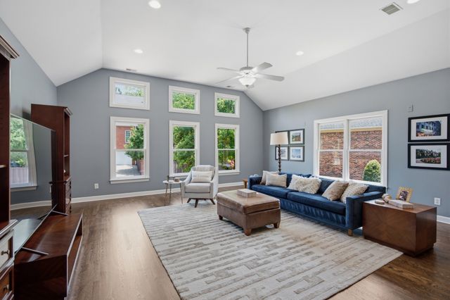 311 Whitworth Way, Nashville, TN 37205