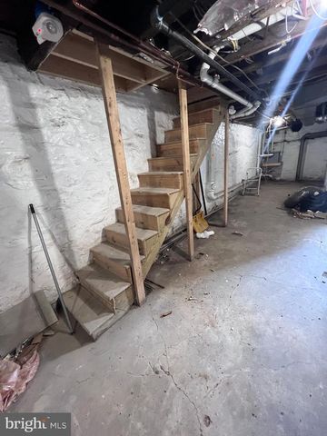 726 FRANKLIN ST, Reading, PA 19602