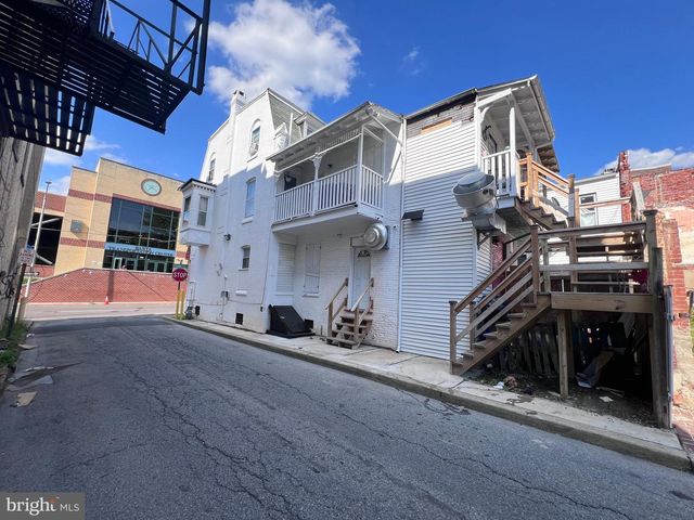 726 FRANKLIN ST, Reading, PA 19602